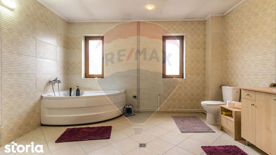 Casa cu 6 camere de vanzare, zona Centrala, Huedin - 14