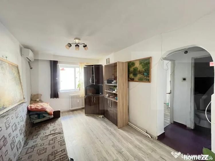 Apartament cu 2 camere semidecomandat în Central