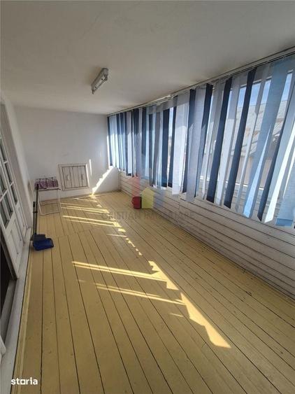 Casă cu 4 camere în Vărsătura