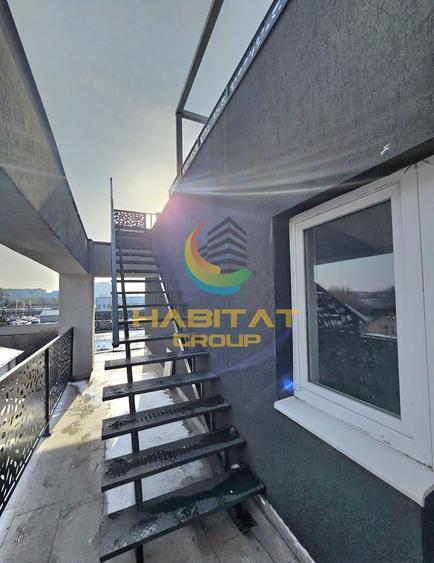 Penthouse cu 3 camere decomandat în Splaiul Unirii