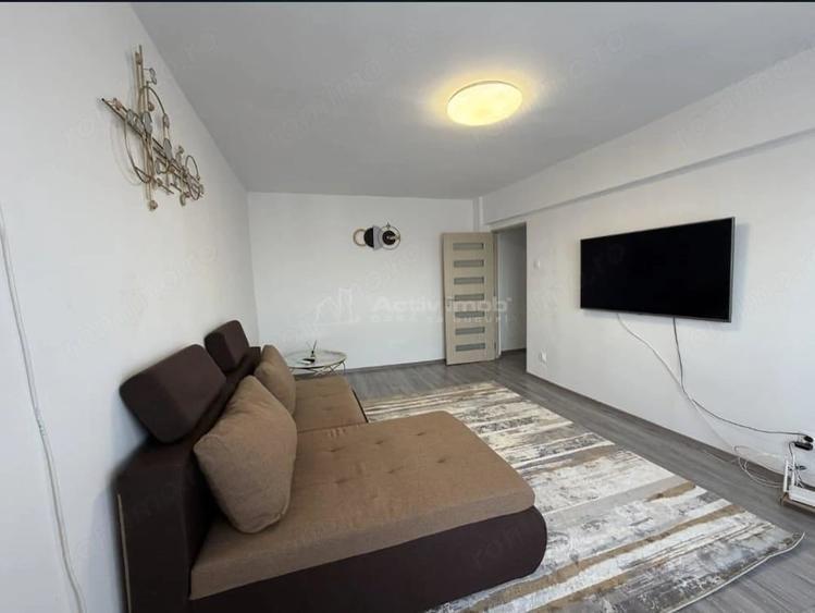Apartament cu 2 camere decomandat în Ultracentral