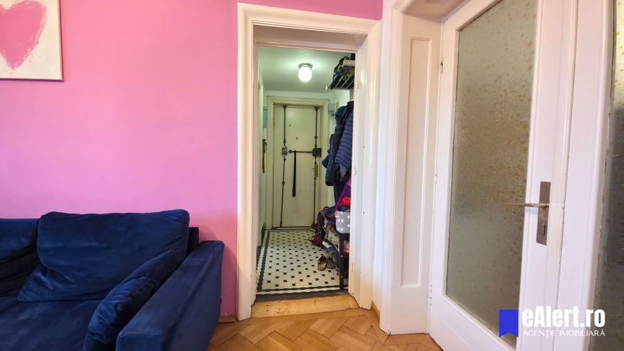 Apartament cu 4 camere în Moșilor