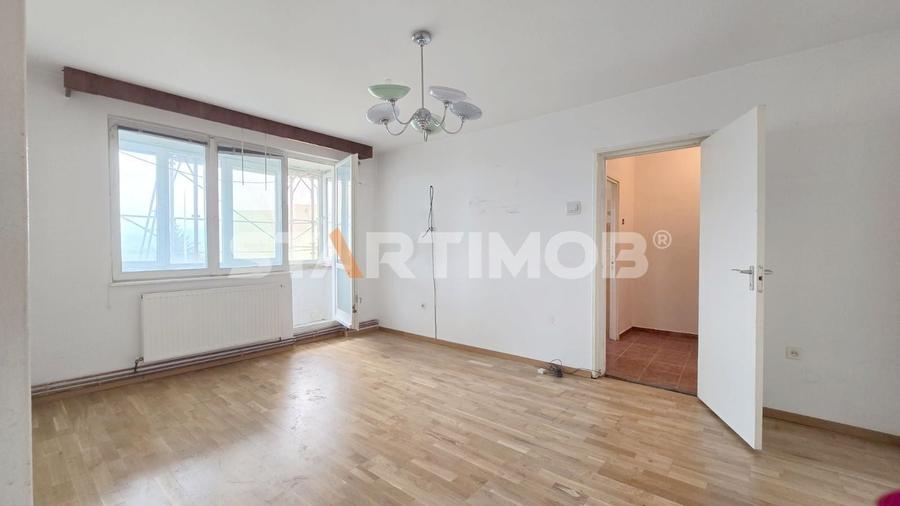 Apartament cu 2 camere semidecomandat în Astra