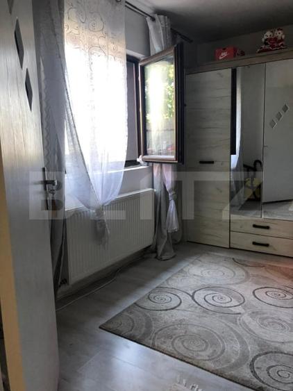 Casă individuală cu 6 camere cu Canalizare în Săcele