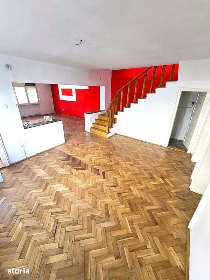 Casă cu 4 camere cu Teren 420 Mp în Titulescu