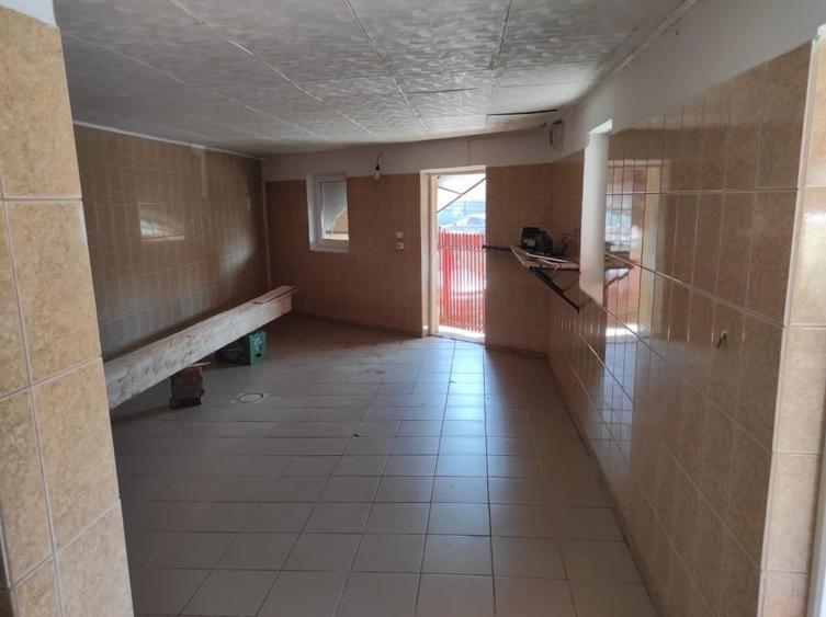 Spațiu comercial, de 66 mp, în Bariera Vâlcii