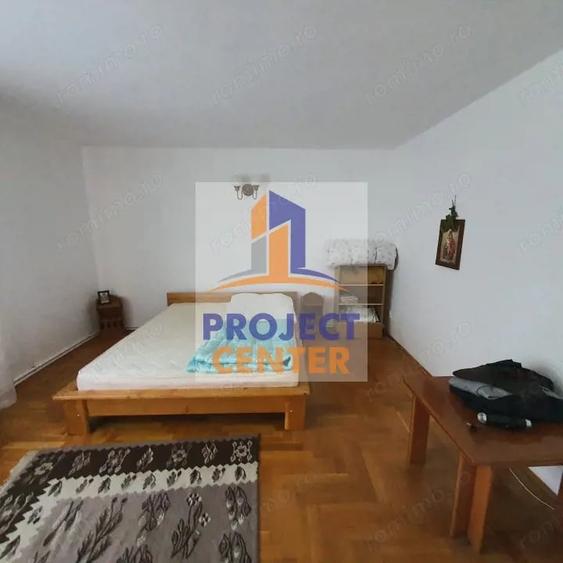 Casă cu 4 camere cu Teren 842 Mp în Trivale