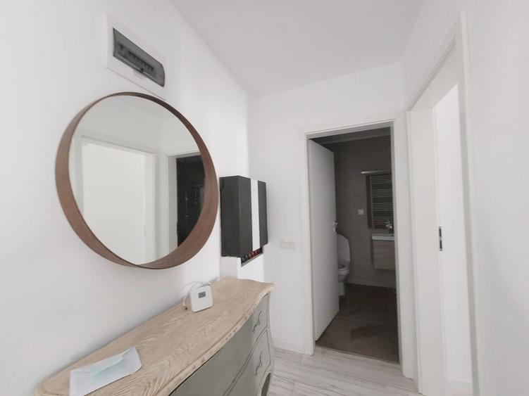 Apartament cu 2 camere semidecomandat în Europa