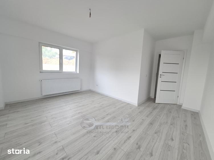 Apartament cu 3 camere decomandat în Galata