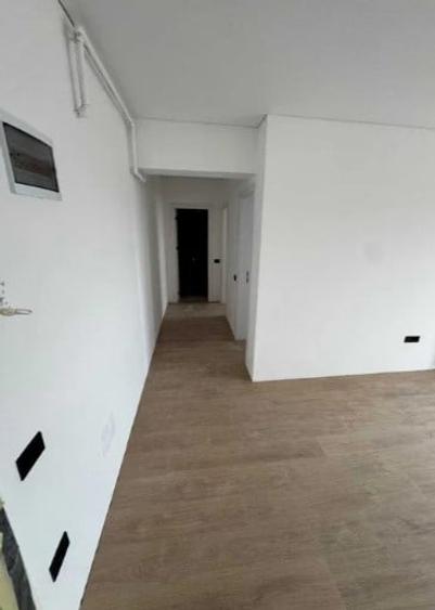 Apartament cu 2 camere decomandat, mobilat în Titan — fotografia 3