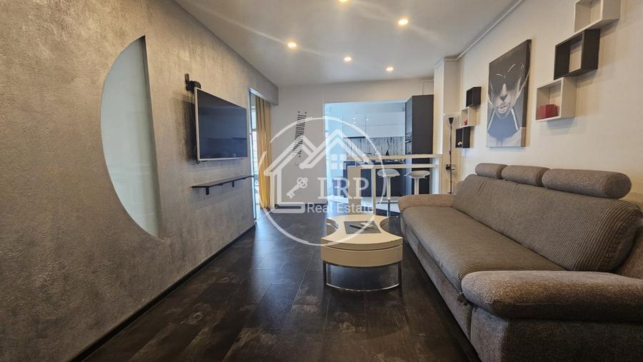 Apartament cu 2 camere semidecomandat în Uverturii