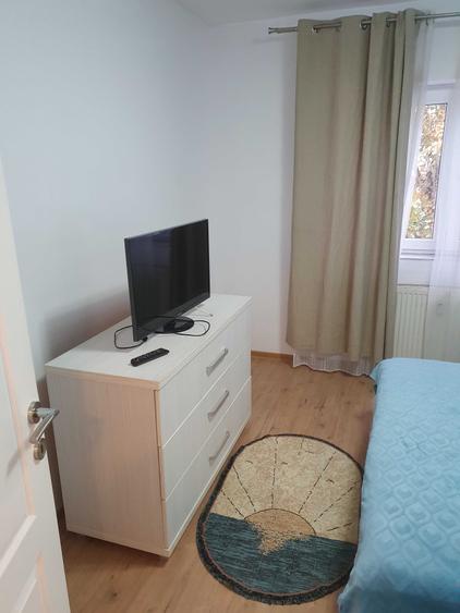 Apartament cu 2 camere decomandat în Calea Romanului