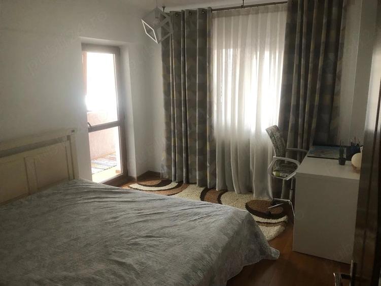 Apartament cu 3 camere decomandat în Păcurari