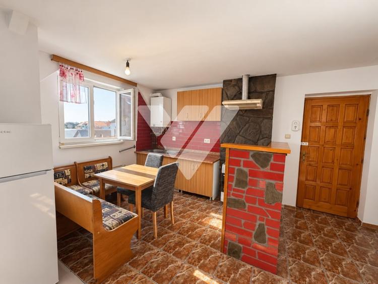 Apartament cu 2 camere decomandat, mobilat în Terezian