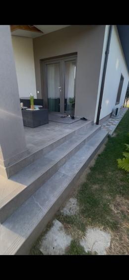 Casă cu 3 camere cu Teren 600 Mp în Central