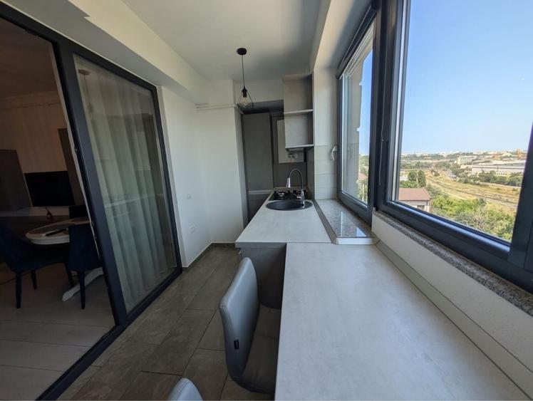 Apartament cu 2 camere semidecomandat în Est