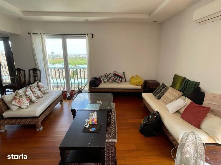 Apartament cu 4 camere decomandat în Ștefăneștii de Jos