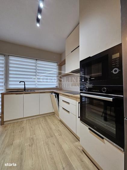 Apartament cu 3 camere decomandat în Sud