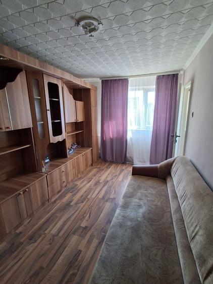Garsonieră decomandată în Rogerius