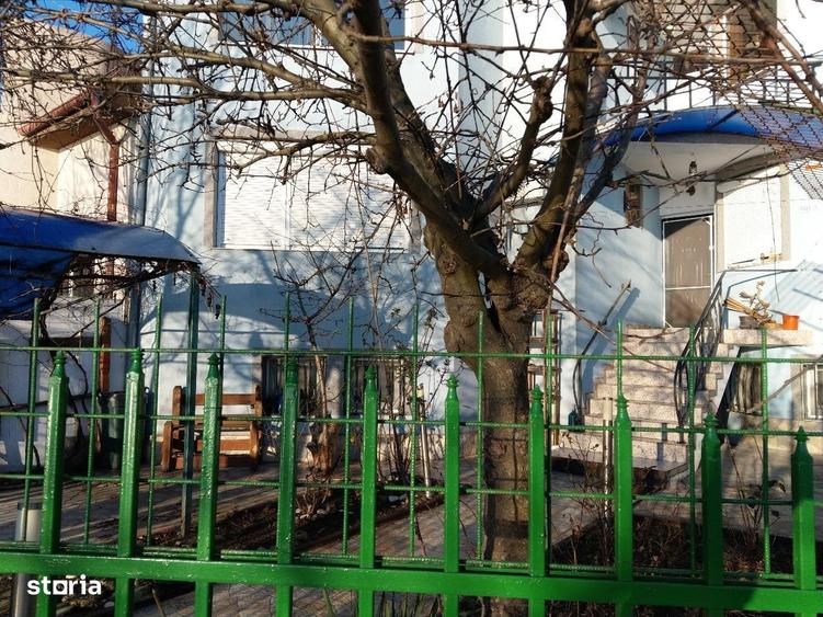 Casă cu Teren 200 Mp în Nord
