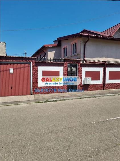 Casă cu 6 camere cu Garaj în Ferentari