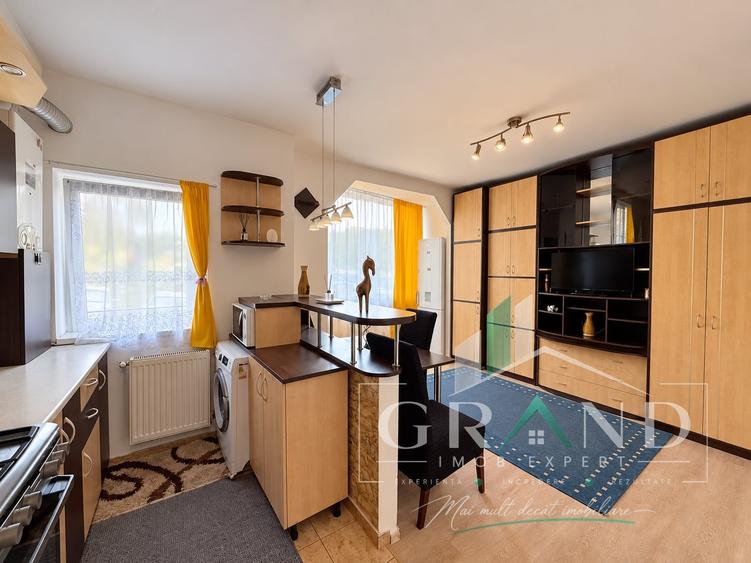 Apartament cu 3 camere semidecomandat, mobilat în Baciu
