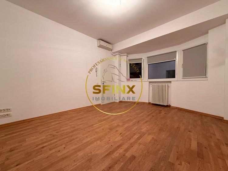 Apartament cu 3 camere semidecomandat, mobilat în Dacia