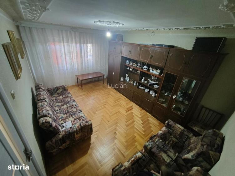 Apartament 4 camere Caracal HCC, 2 bai, 2 balcoane, et 2