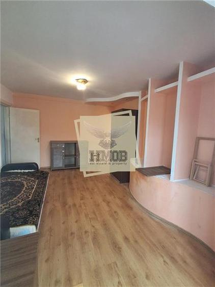 Apartament cu 2 camere semidecomandat în Vasile Aaron