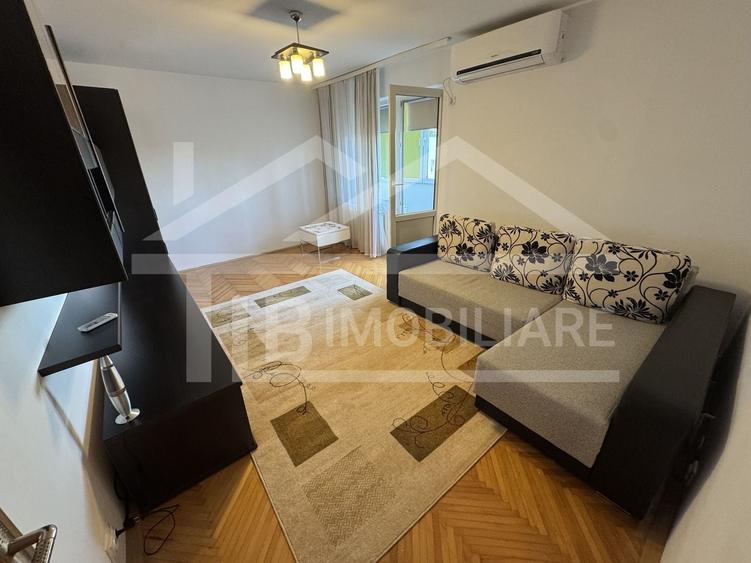 Apartament cu 2 camere decomandat în Pandurilor