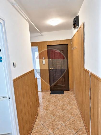 Apartament cu 3 camere decomandat în Griviței