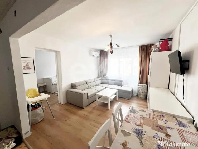 Apartament cu 3 camere decomandat în Sântandrei