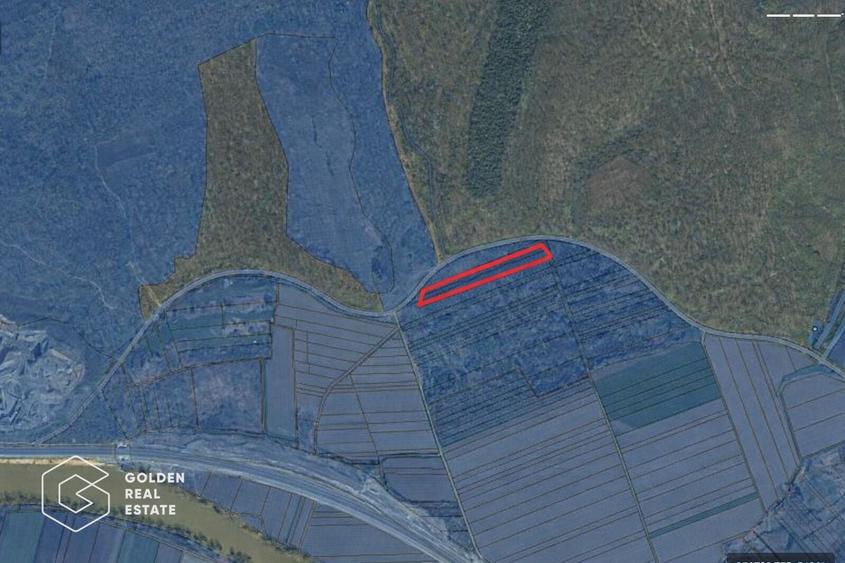 Teren agricol extravilan de 3900 mp, în Central