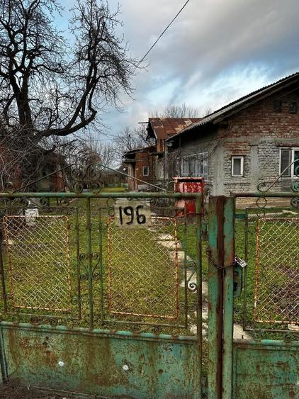 Casă cu 2 camere în Crivina