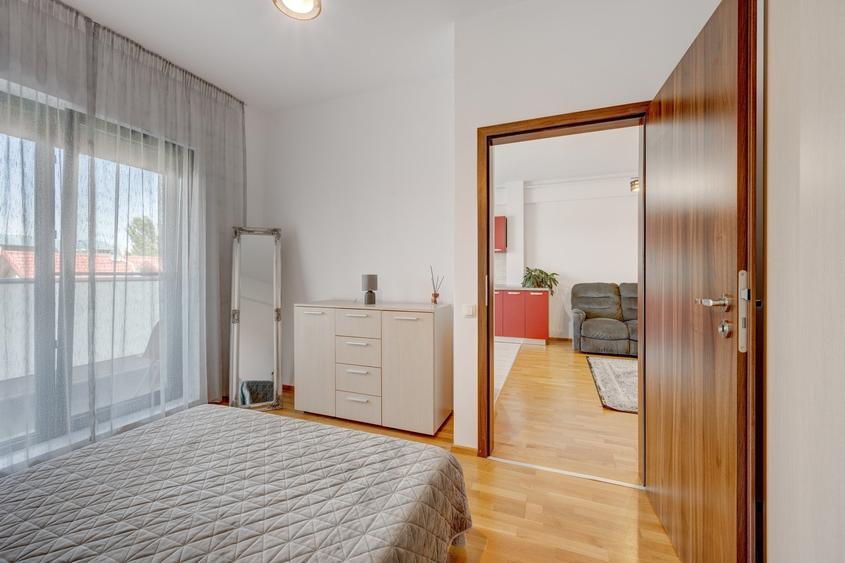 Apartament cu 2 camere decomandat, mobilat în Drumul Taberei