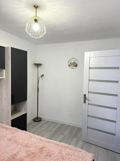 Apartament cu 2 camere decomandat în Exterior Vest