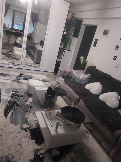 Apartament cu 2 camere decomandat, mobilat în Baza 3