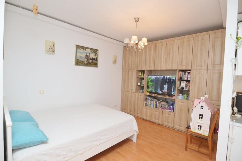 Apartament cu 2 camere semidecomandat în Titan