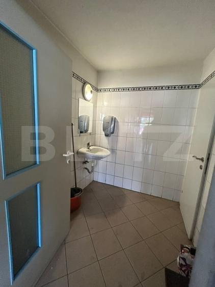 Spațiu comercial, de 390 mp, în Nord