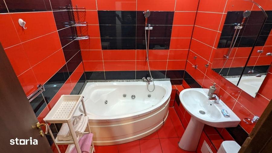 Proprietar, inchiriez 3 camere cu 2 bai - 7