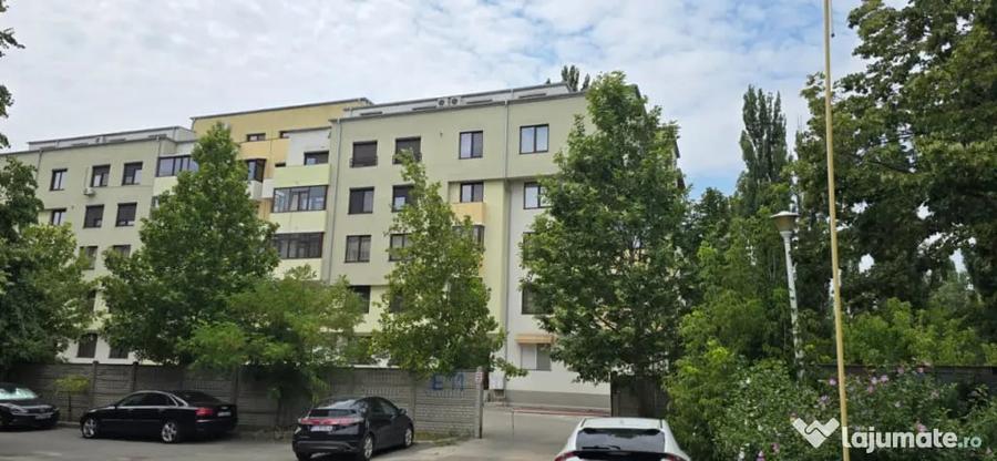 Apartament cu 2 camere semidecomandat în Brestei