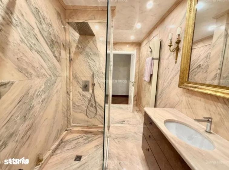 Apartament cu 4 camere în Primăverii