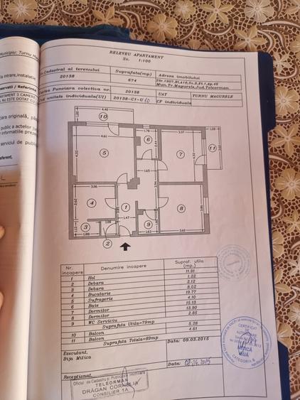 Apartament cu 3 camere decomandat în Central