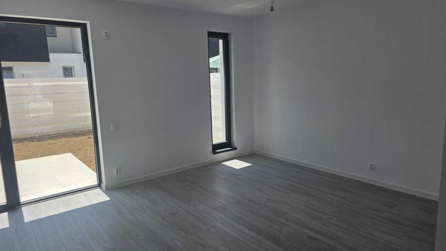 Casă cu 3 camere în Central