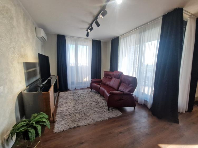 Apartament cu 2 camere decomandat în Take Ionescu