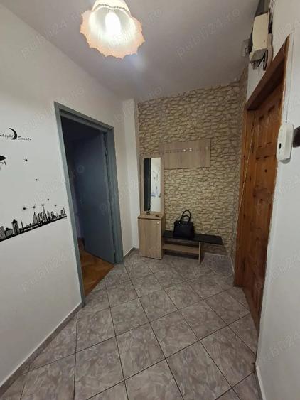 Inchiriez apartament Tatarasi - 8