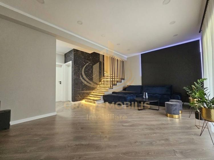 Duplex cu 3 camere cu Canalizare în Dumbrăvița