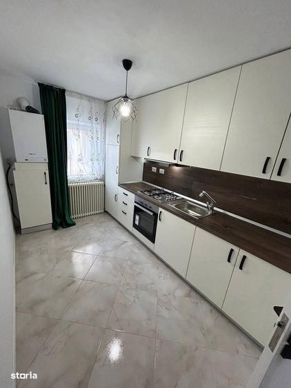 Apartament cu 4 camere în Central