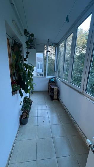Apartament cu 3 camere decomandat în Gorjului