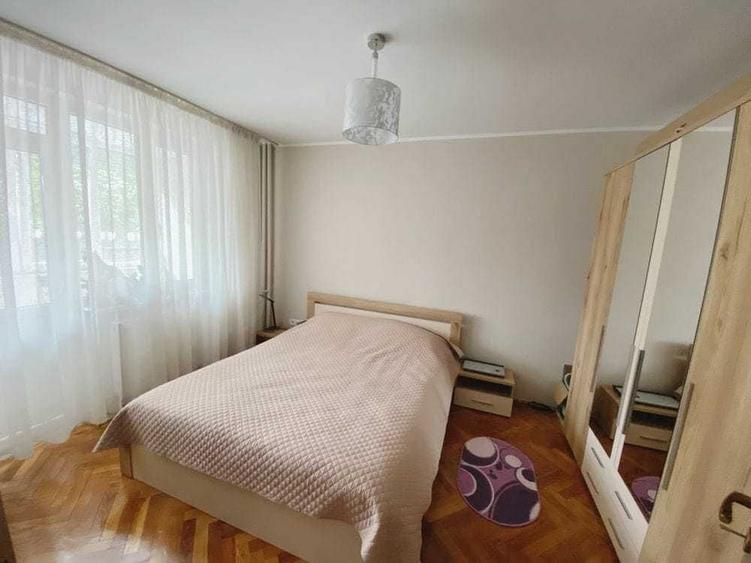 Apartament cu 2 camere semidecomandat în Rogerius